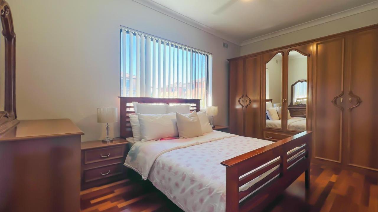 דירות סידני Carlton 3 Beds Unit - Free Parking מראה חיצוני תמונה